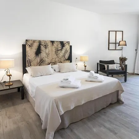 Bòmera Bed & Breakfast 3*