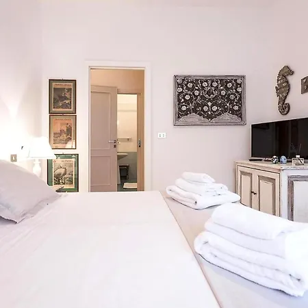 Bed & Breakfast Bòmera