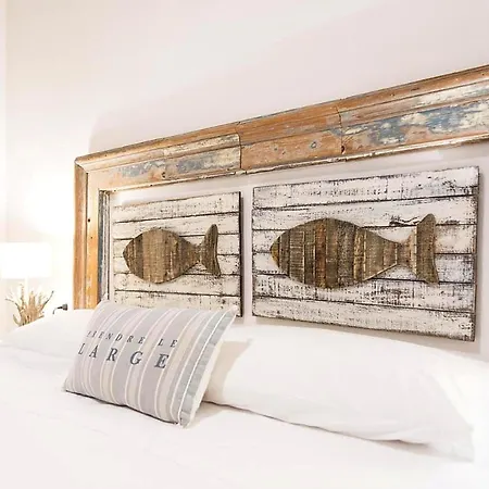 Bed & Breakfast Bòmera 3*